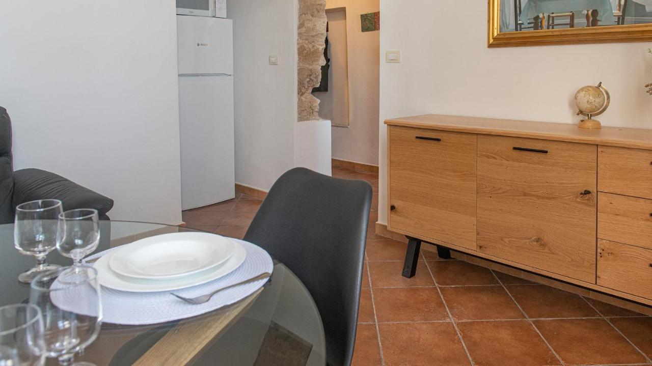 דירות אלגהרו Casa Avineira מראה חיצוני תמונה
