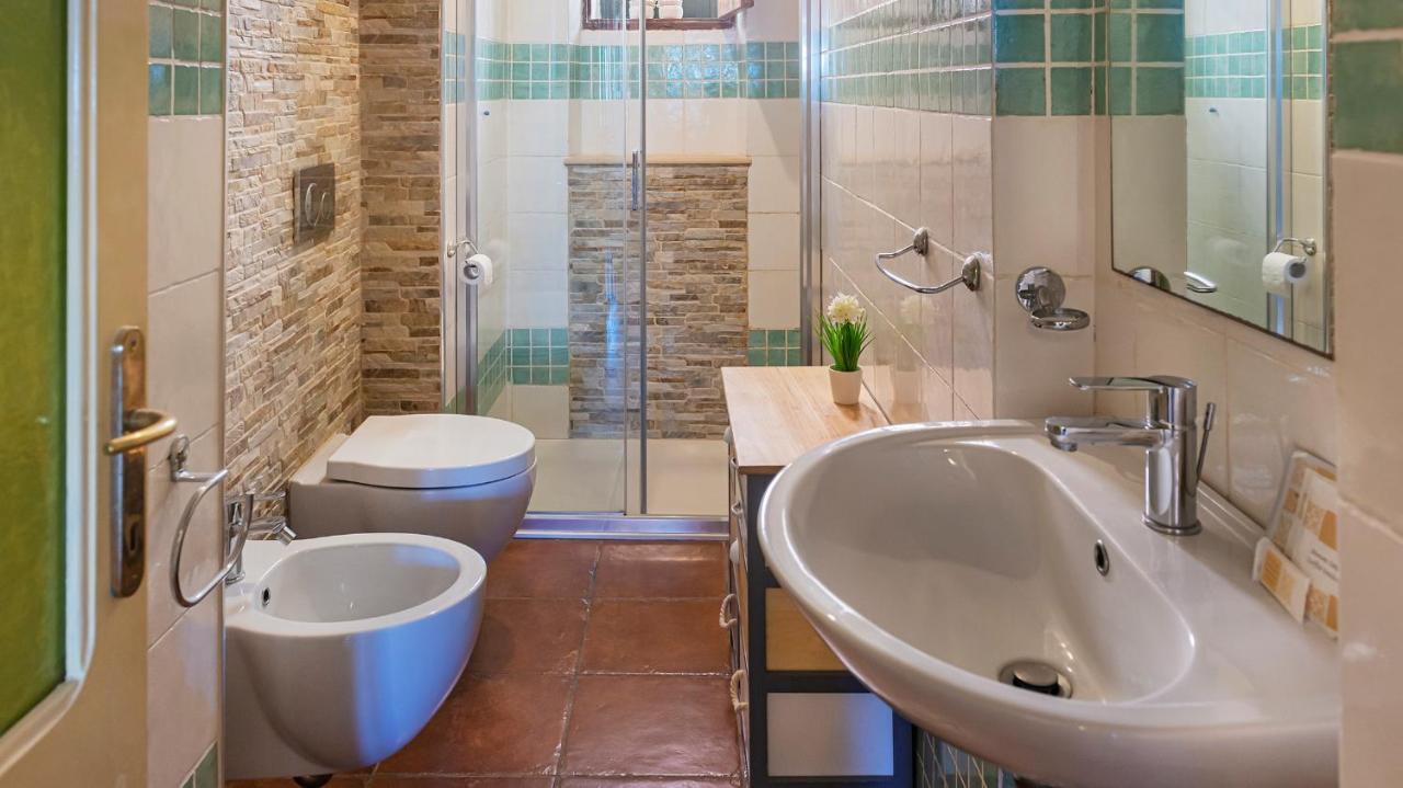 דירות אלגהרו Casa Avineira מראה חיצוני תמונה